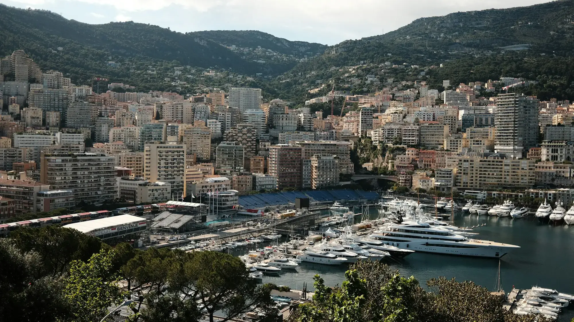 Chauffeur service for the Monaco Yacht Show