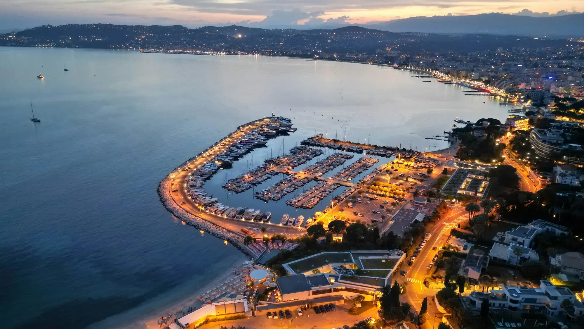 Chauffeur service for the Cannes Yachting Festival