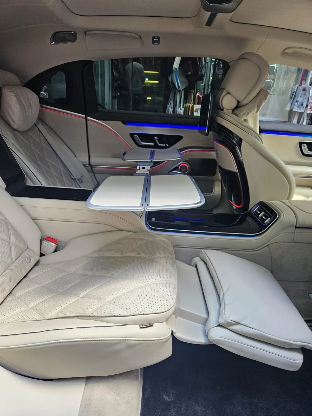 Mercedes-Maybach Classe S Violet — 12/13