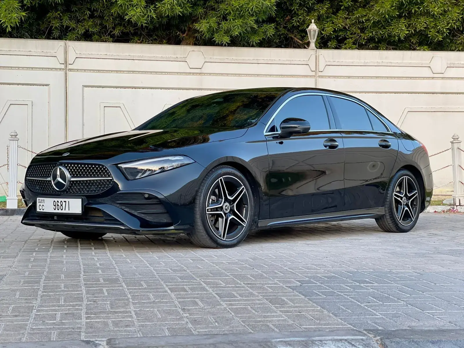 Mercedes-Benz A200